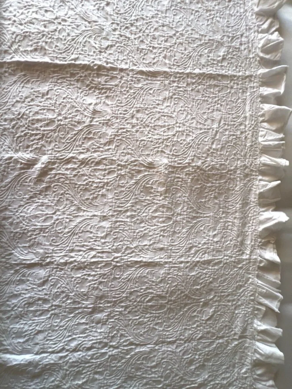Shabby Chic MATELASSE Shower Curtain White 100% Cotton Ruffle 70” x 64